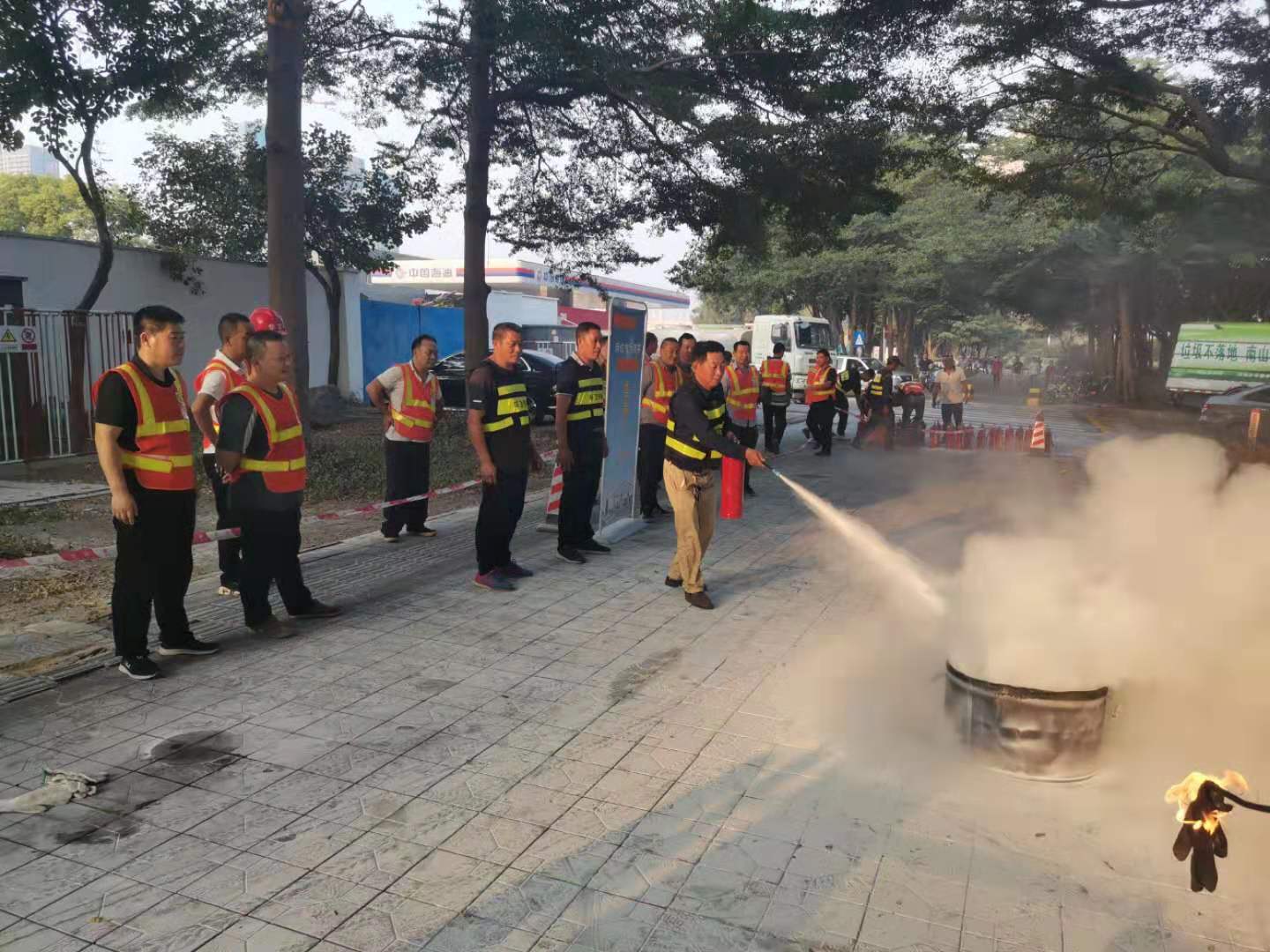 “安全第一，预防为主”之消防安全演练